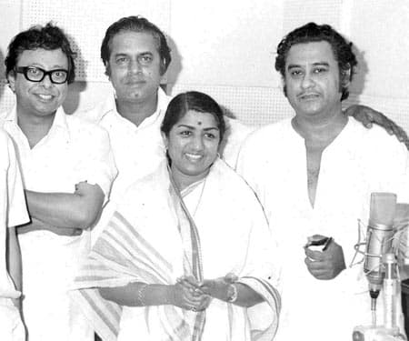 Lata with R.D.Burman, Shakti Samanta and Kishore Kumar