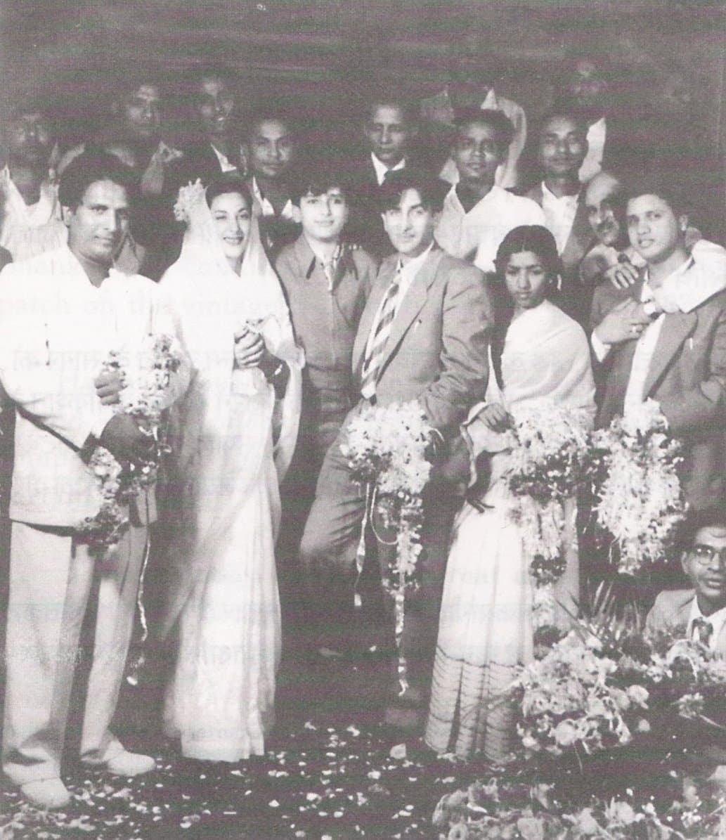 Lata with Shankar, Krishna Kapoor, Raj Kapoor and Jaikishan